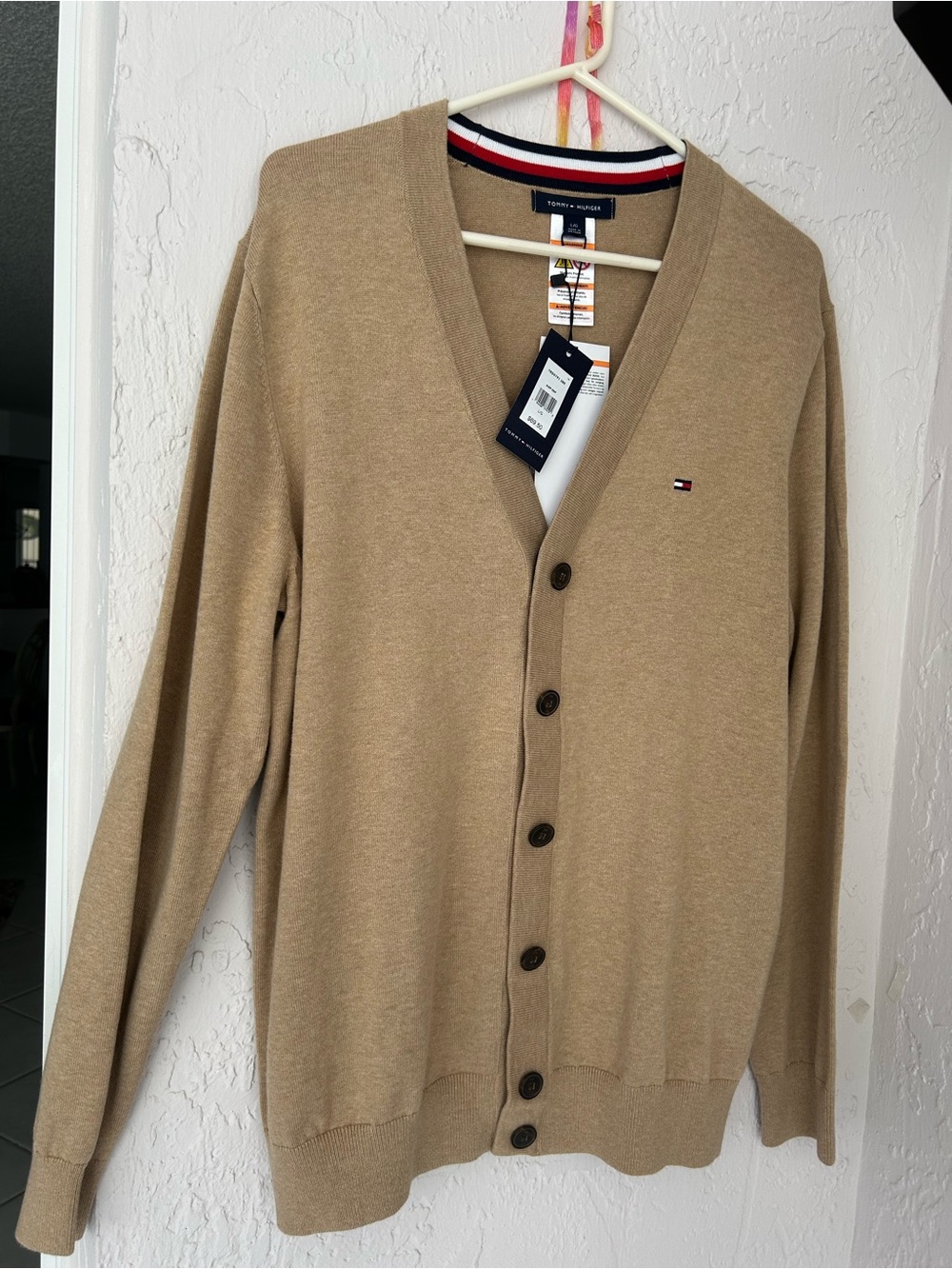 Tommy Hilfiger Men's Beige Button-Front V-Neck Cardigan Sz Large